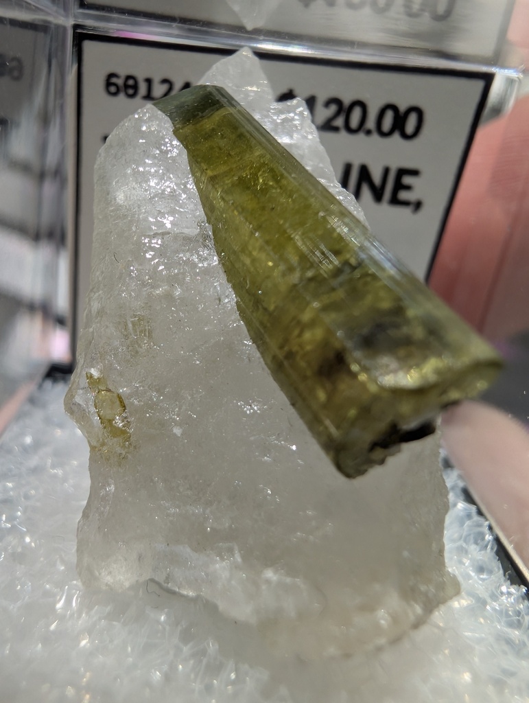 Tourmaline, Quartz