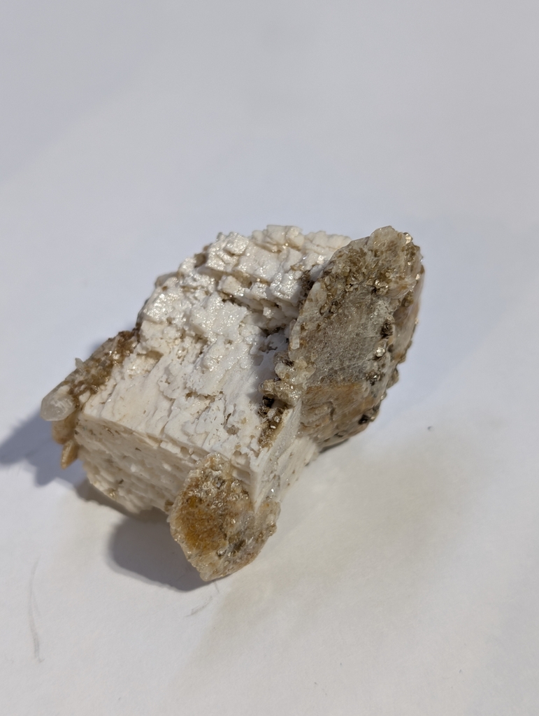Hydroxylherderite