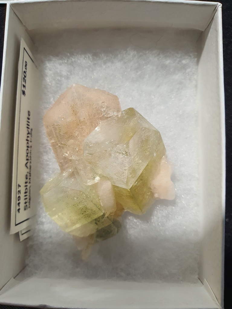 Stilbite, Apophyllite