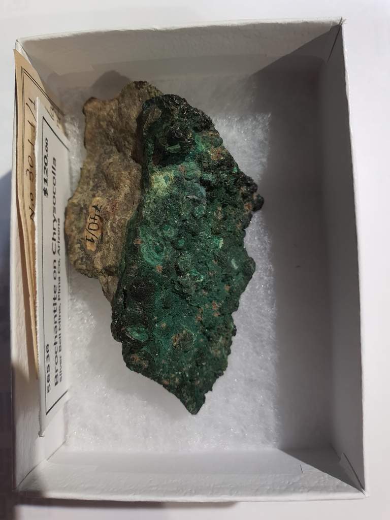 Brochantite on Chrysocolla