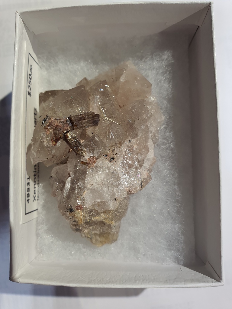 Xenotime on Quartz