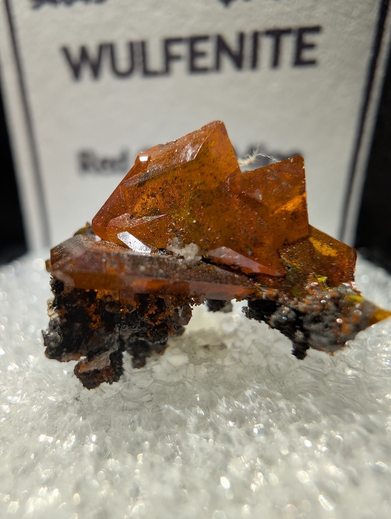 Wulfenite