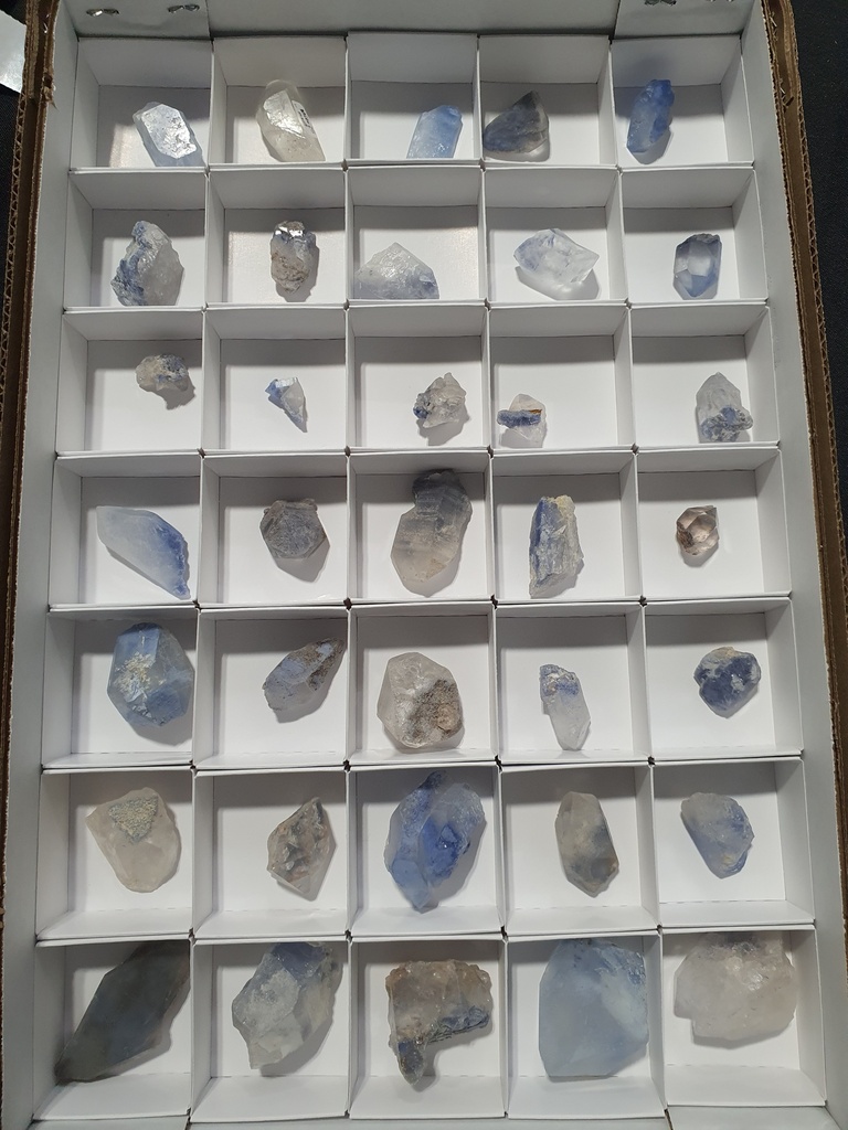 Dumortierite In Quartz