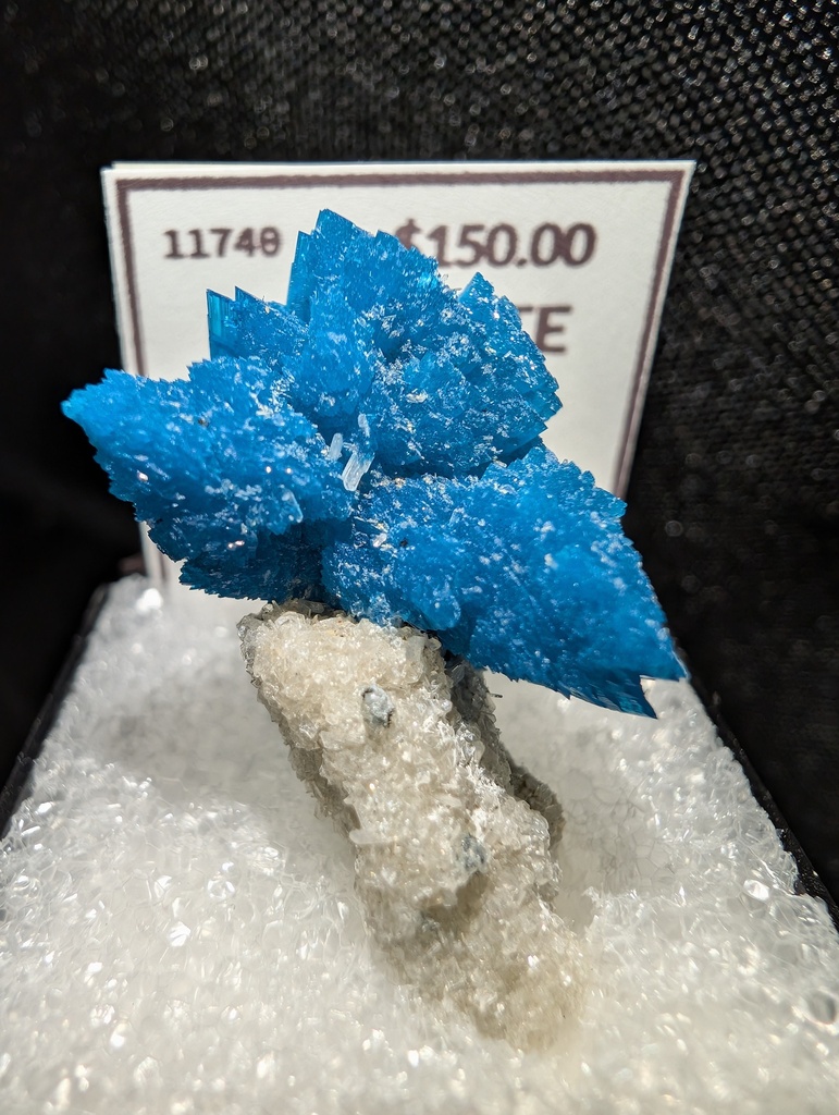 Cavansite