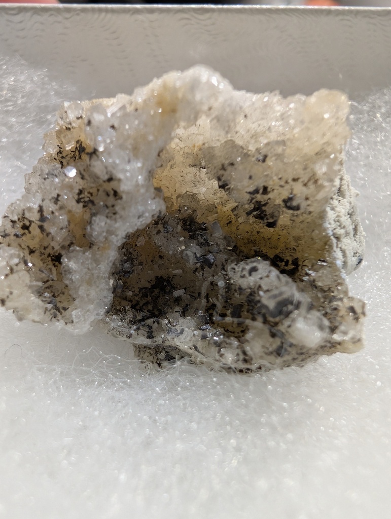 Bertrandite