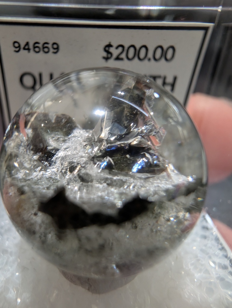 Quartz with Titanite