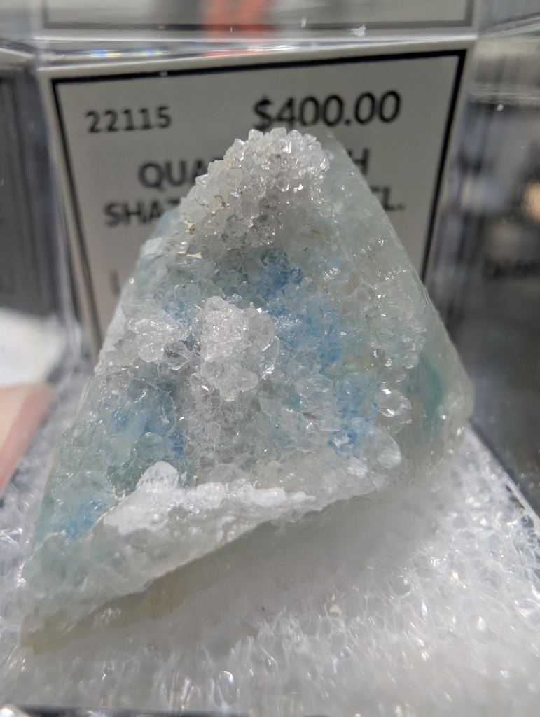 Quartz with Shattuckite Incl.