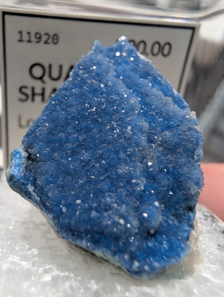 Quartz on Shattuckite
