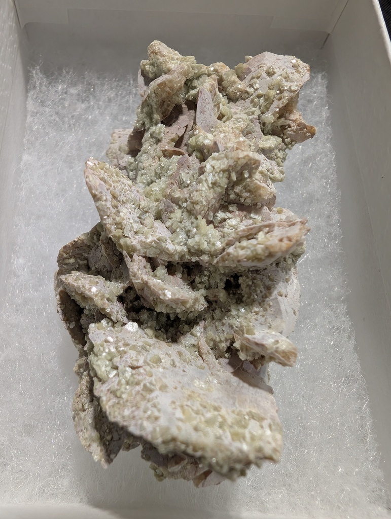 Hydroxylherderite