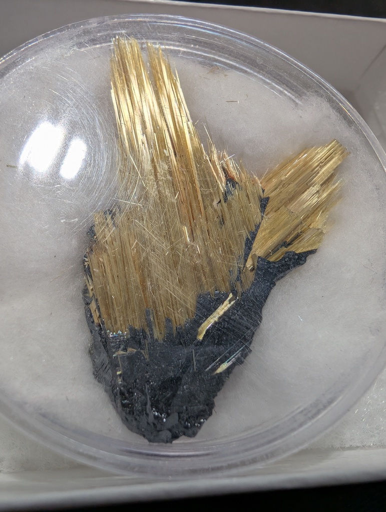 Rutile, Hematite