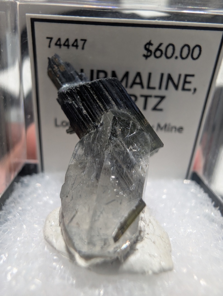 Tourmaline, Quartz