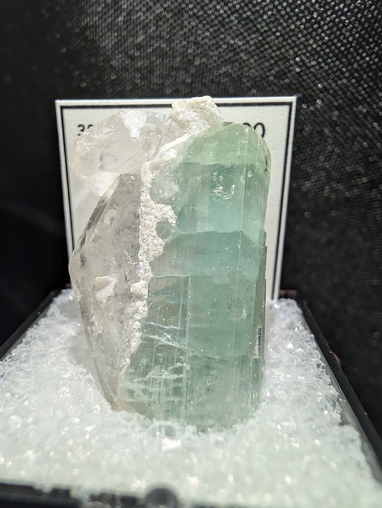 Tourmaline, Quartz