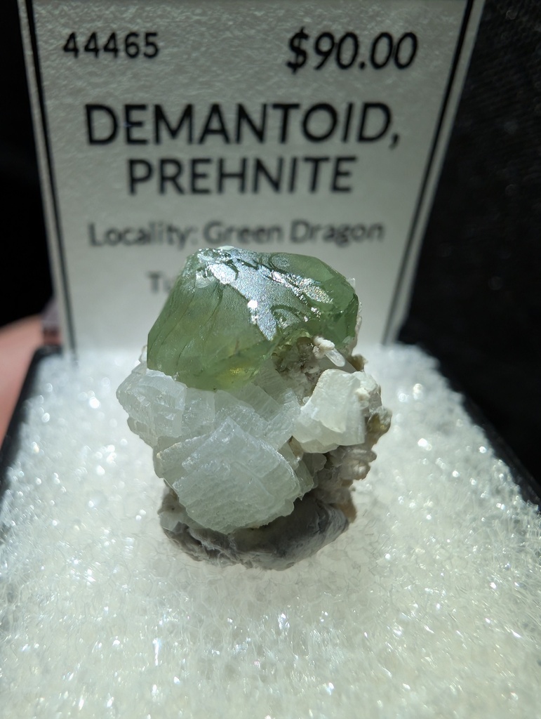 Demantoid, Prehnite