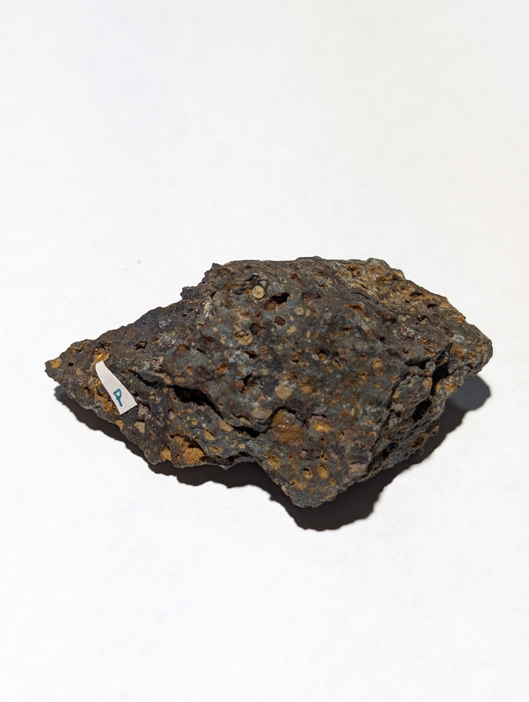Paulingite