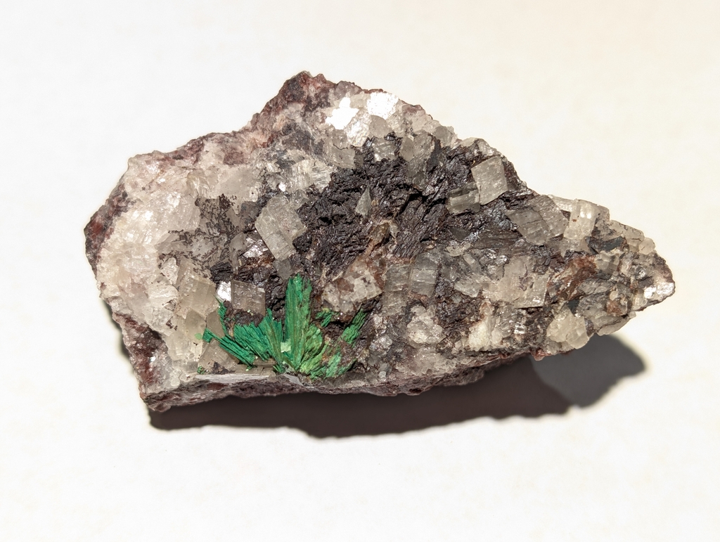 Zeunerite on Magnesite
