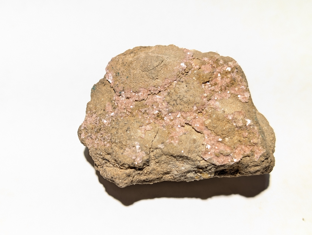 Lanthanite-(La)