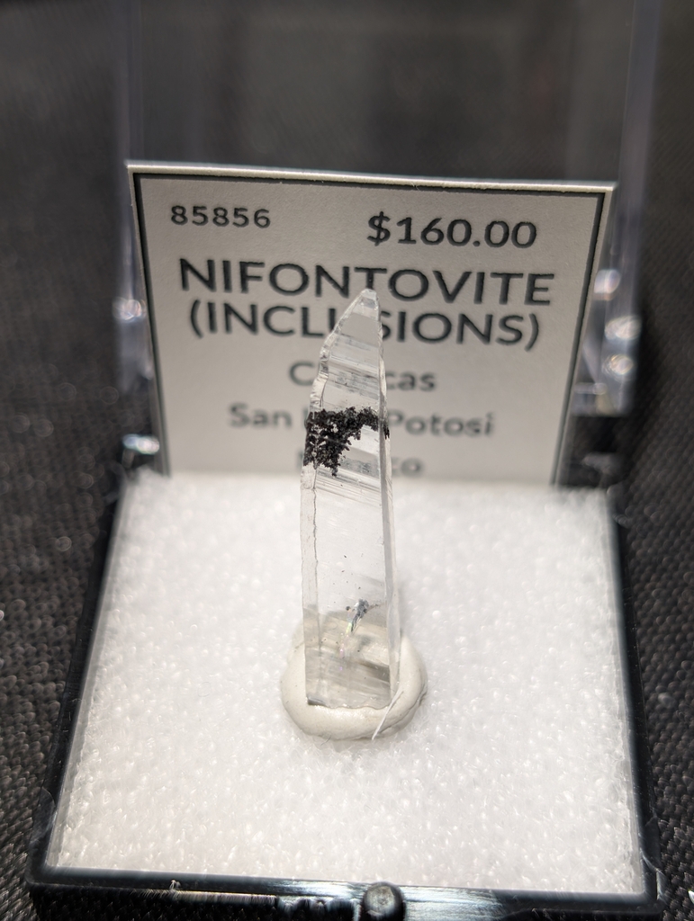 Nifontovite (Inclusions)