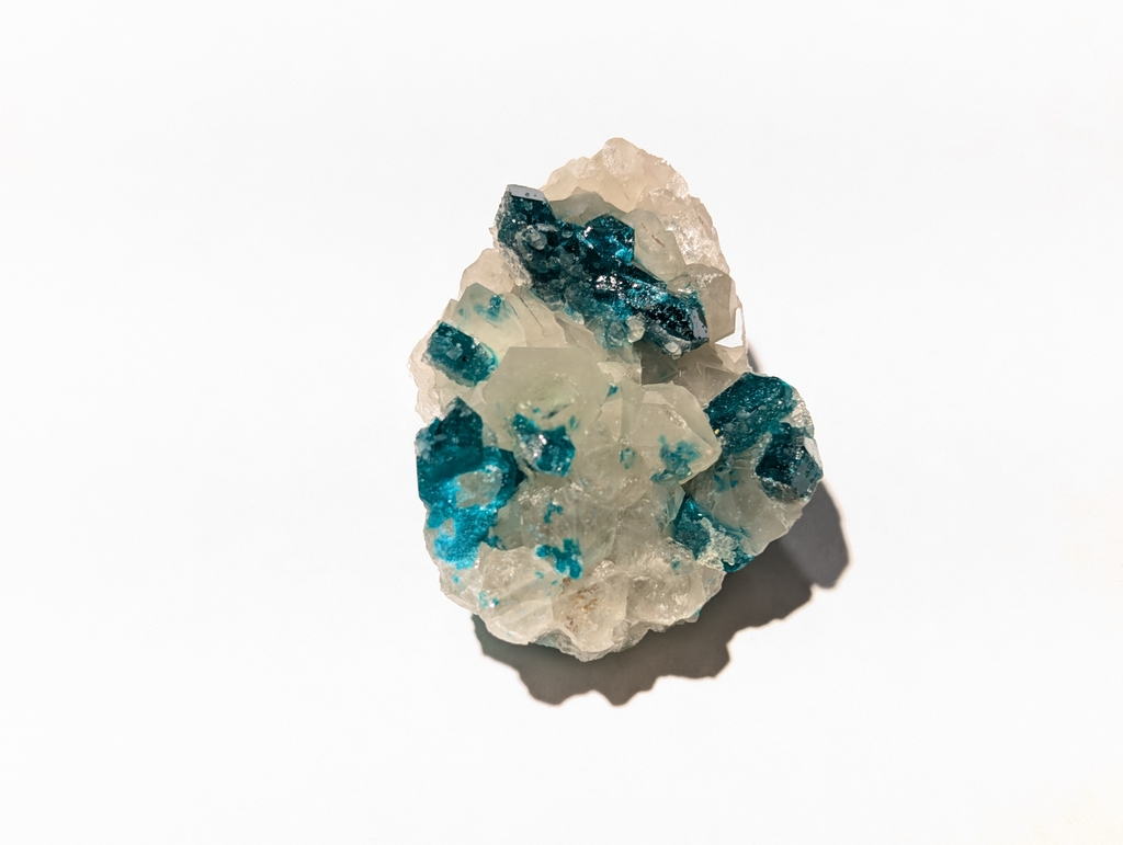 Dioptase, Quartz