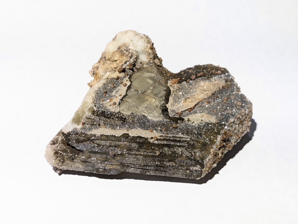 Kosnarite On Montebrasite