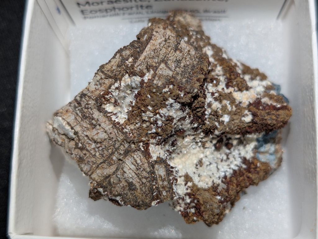Moraesite, Zanazziite, Eosphorite
