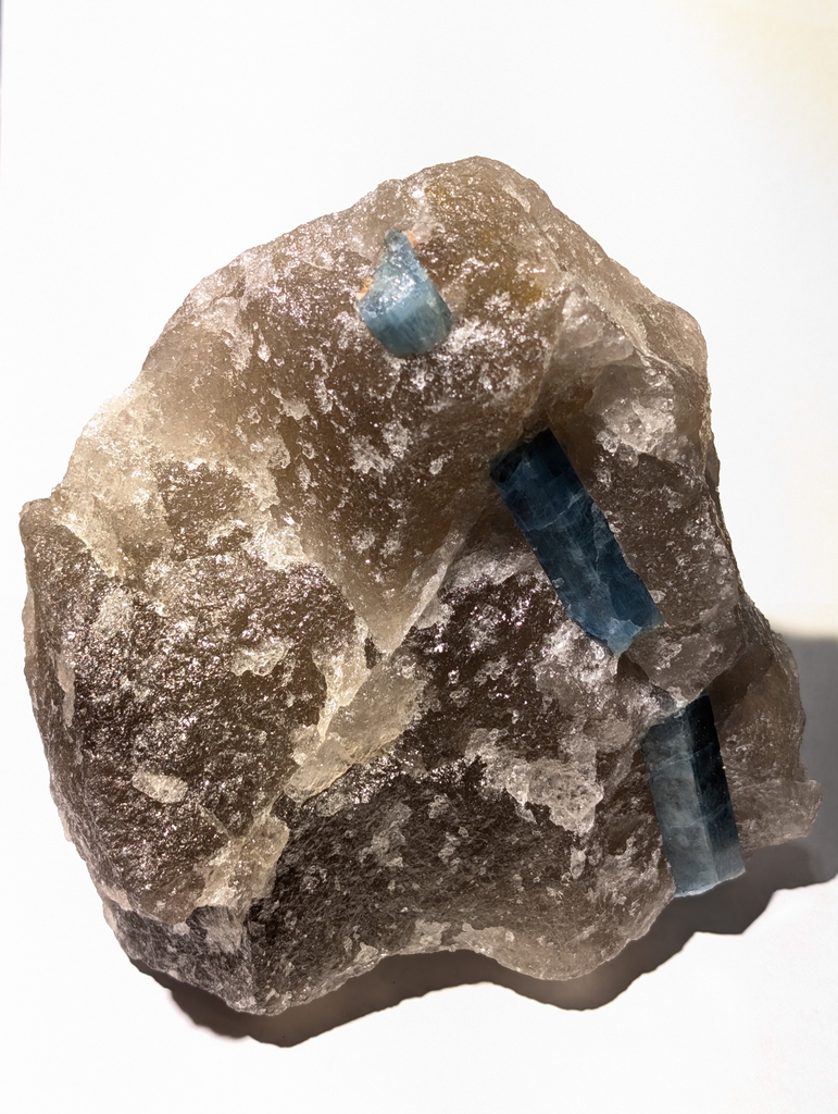 Aquamarine, Quartz