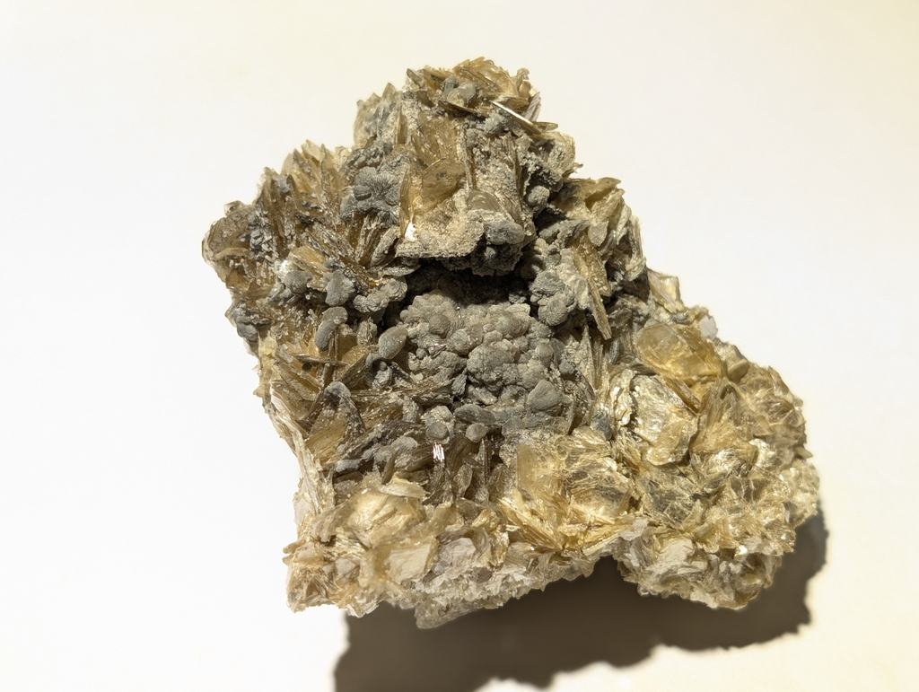 Fairfieldite On Muscovite