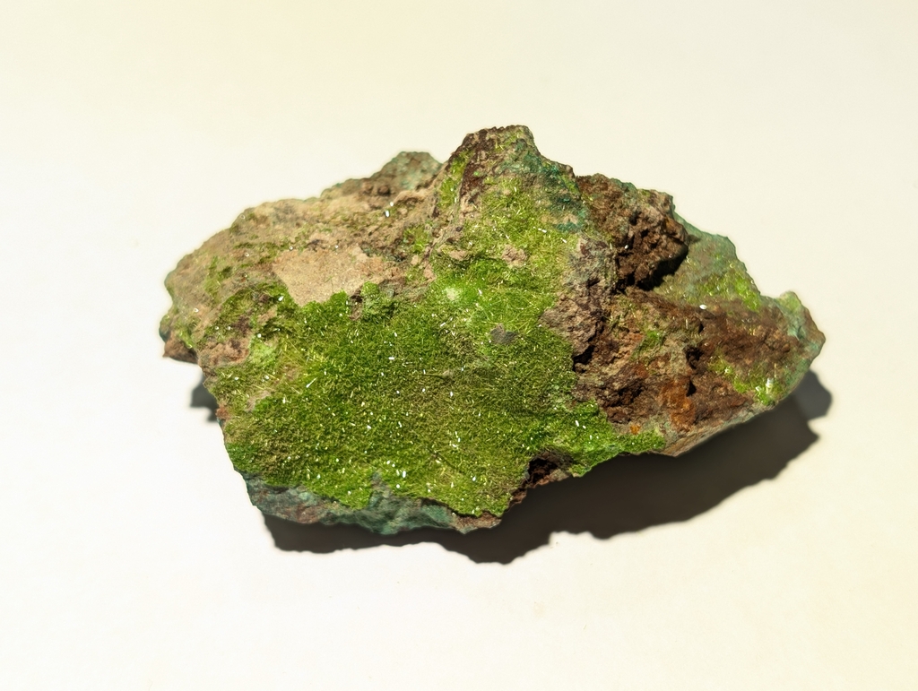 Cuprosklodowskite