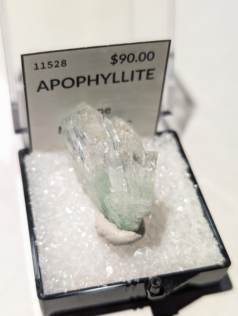 Apophyllite