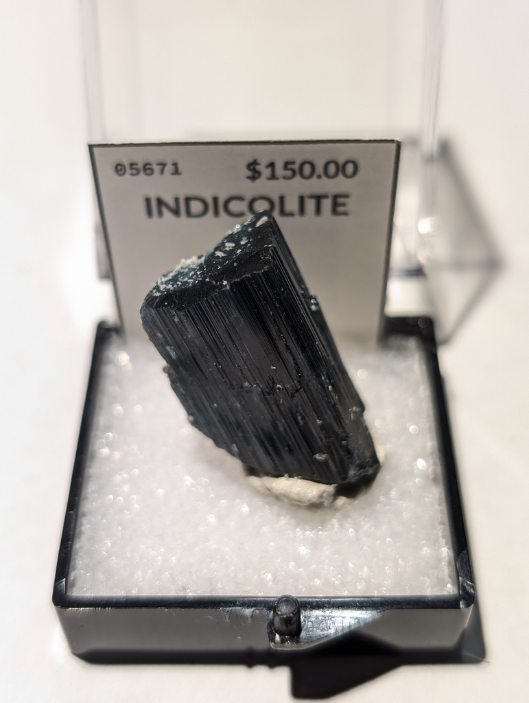 Indicolite