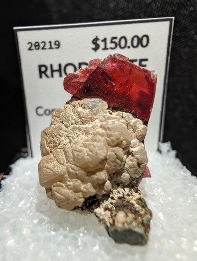 [8] Rhodonite
