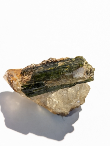 Tourmaline, Quartz