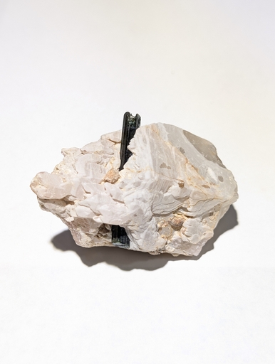 Tourmaline, Quartz