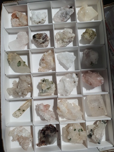 Uvite, Magnesite, etc.