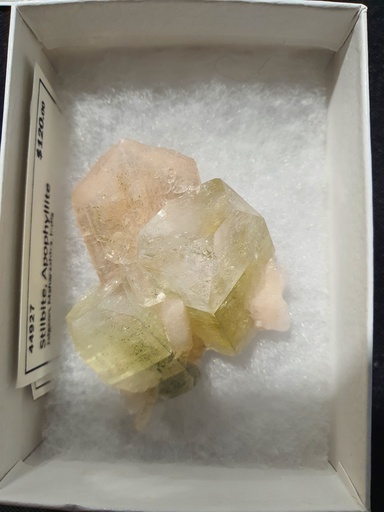 Stilbite, Apophyllite