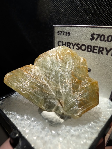 [165] Chrysoberyl