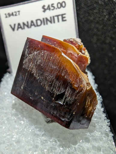 [180] Vanadinite