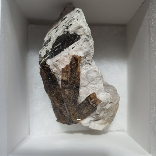 Astrophyllite with Feldspar, Analcime