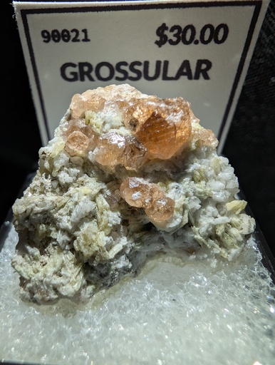 [534] Grossular