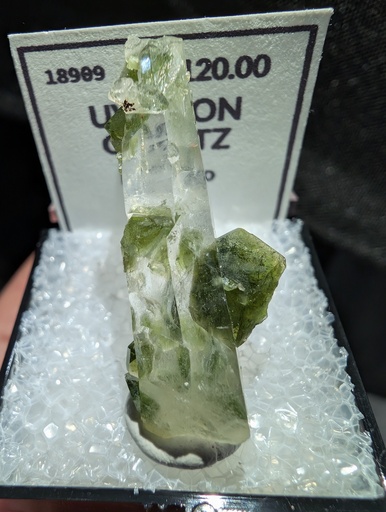 [582] Uvite On Quartz