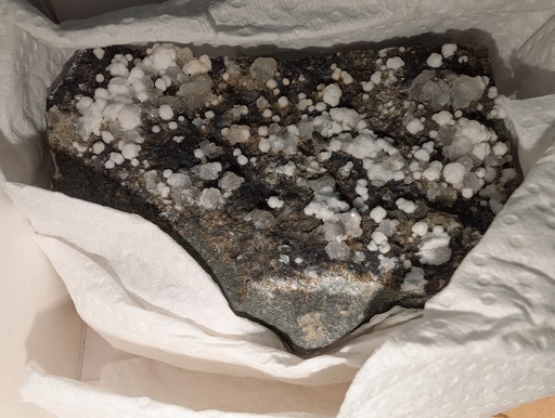Phillipsite, Chabazite