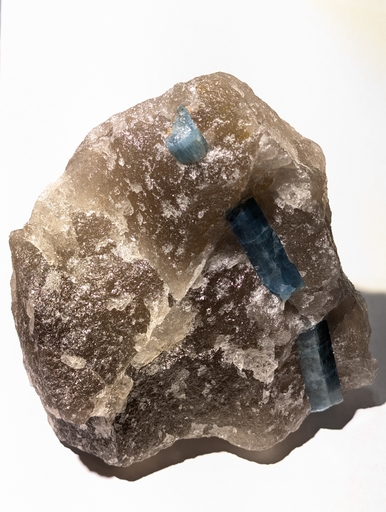 Aquamarine, Quartz