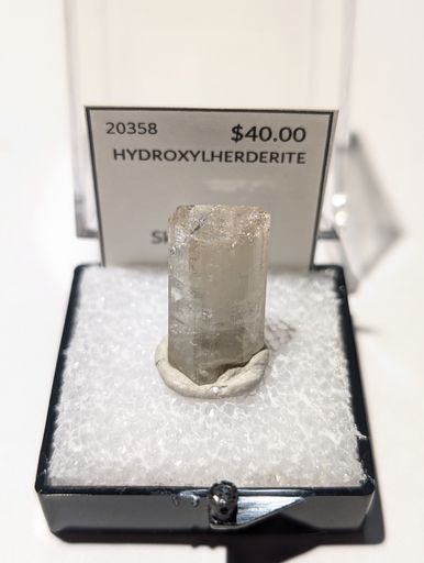 Hydroxylherderite