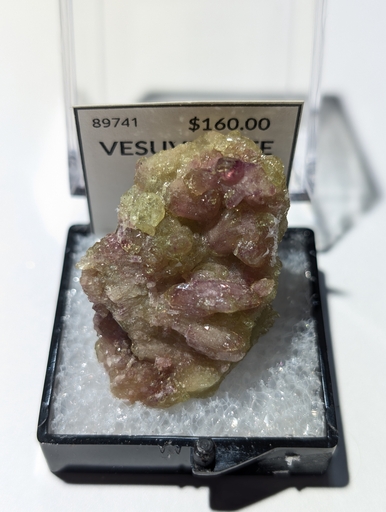 Vesuvianite