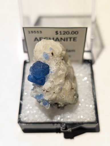 Afghanite